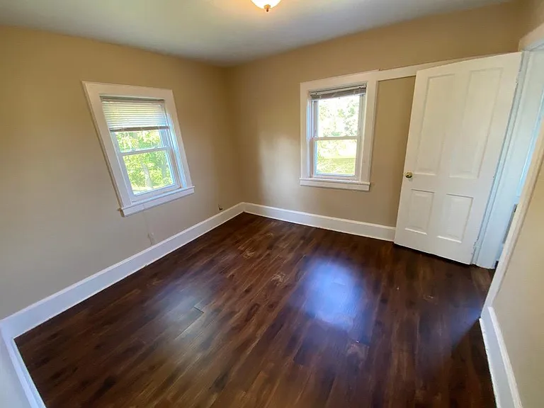 6427 Chippewa Rd — Photo 14