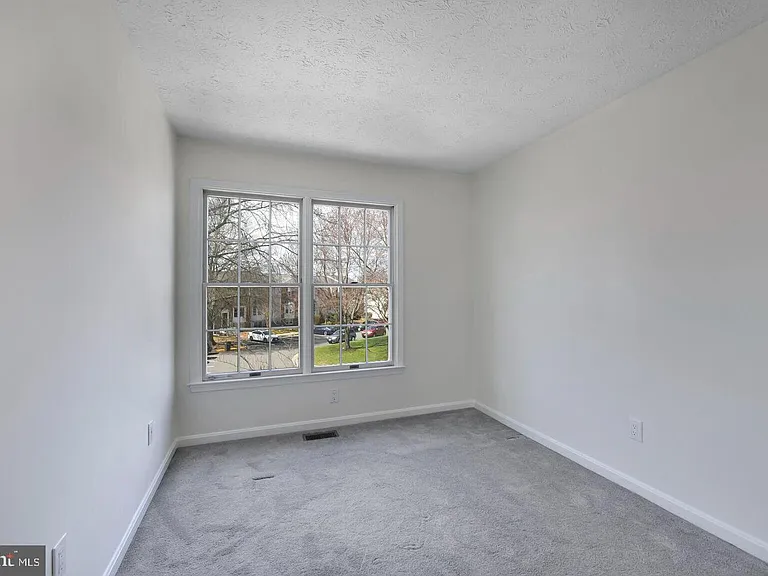 13417 Elevation Ln — Photo 8