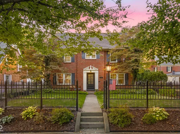 1712 Franklin St, Columbus, IN 47201