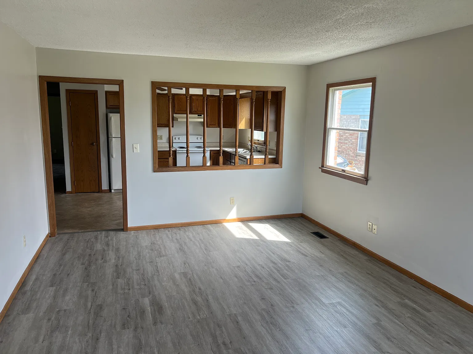2 bed, $1,150 — Photo 3