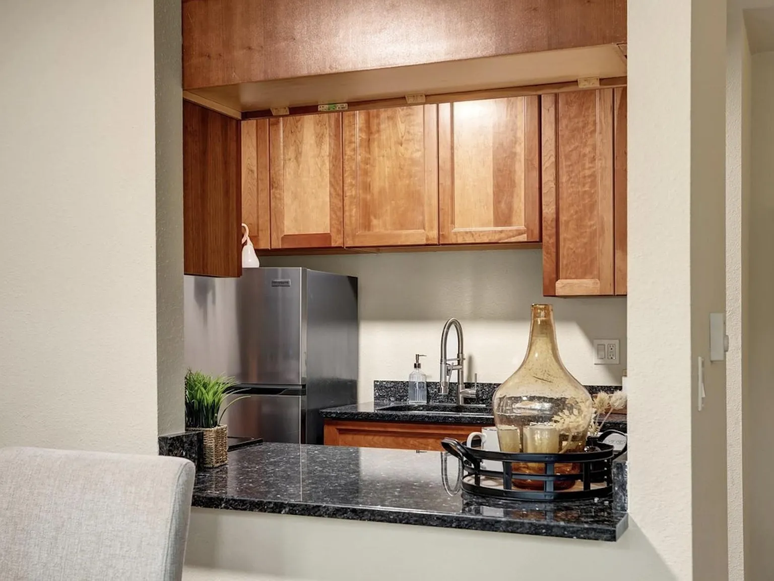 1 bed, 711 sqft, $2,000 — Photo 2