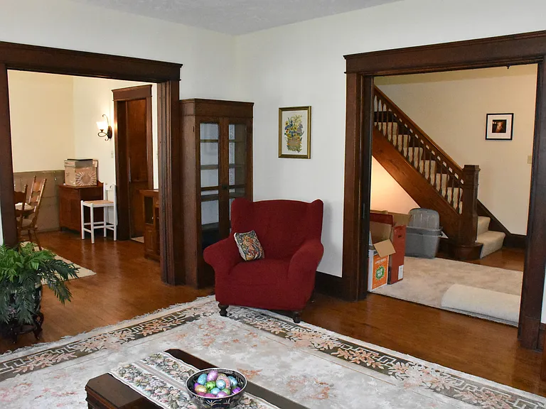 618 Walnut St — Photo 10