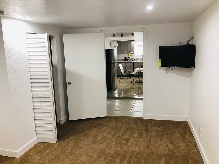 110 U Vista Ct — Photo 18