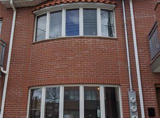 210-04 48th Ave, Bayside, NY 11364