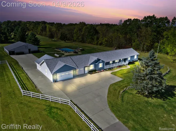 6005 Carscadden Way, Highland, MI 48357