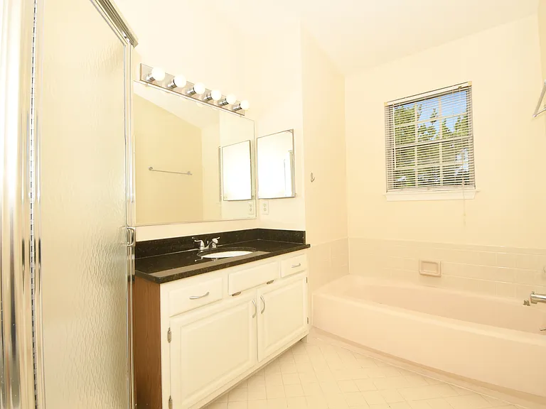 7802 Mistic View Ct — Photo 23