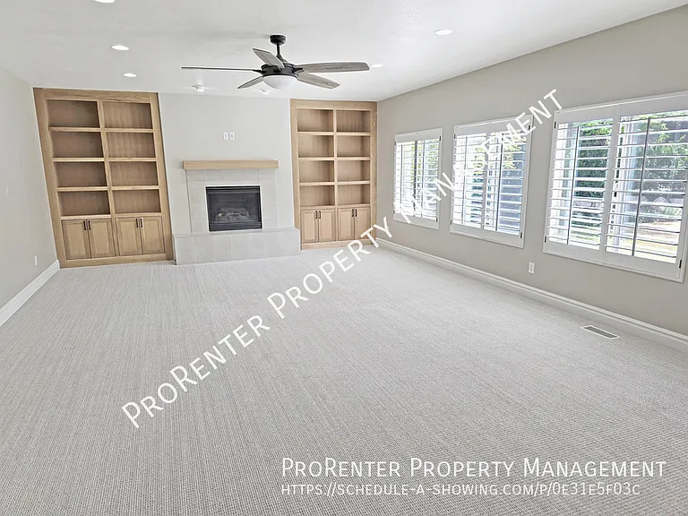 843 Eaglepointe Dr — Photo 9