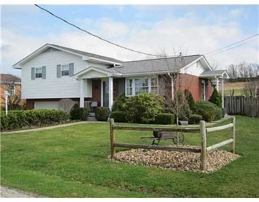 925 Alice St photo 1