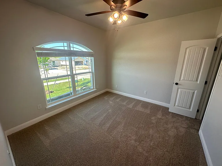 1502 Fiddle Wood Way — Photo 5