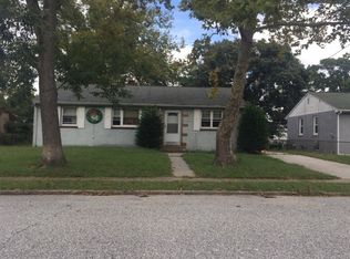 803 Woodlawn Ave, National Park, NJ 08063