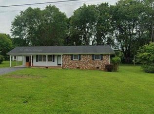 220 Sharon Dr NE, Cleveland, TN 37312
