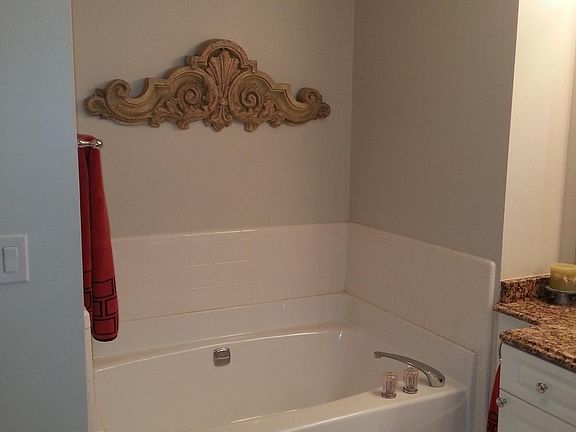 5th image of 108 Pier 33 Dr Unit 408