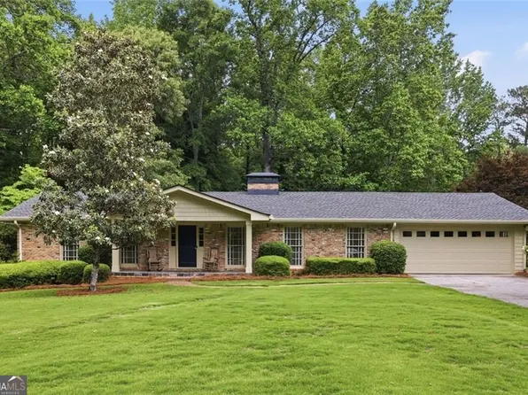 7265 Thornhill Ln, Sandy Springs, GA 30328