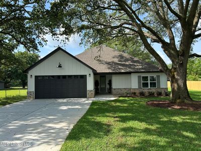 3076 Highland Ave, Diberville, MS, 39540