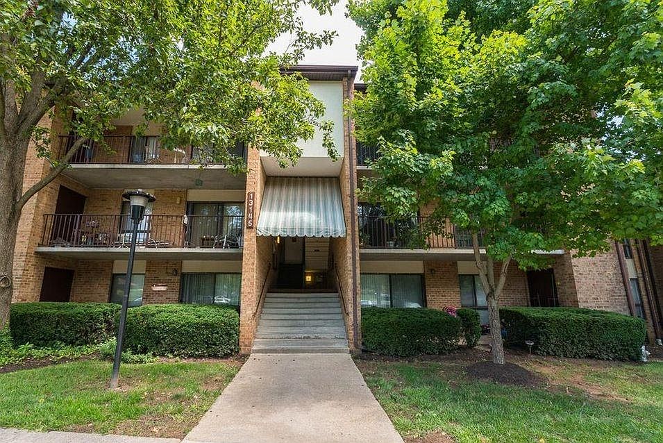 Front entrance (parking area on this side). Your unit is on the top floor and faces back side (quiet area).