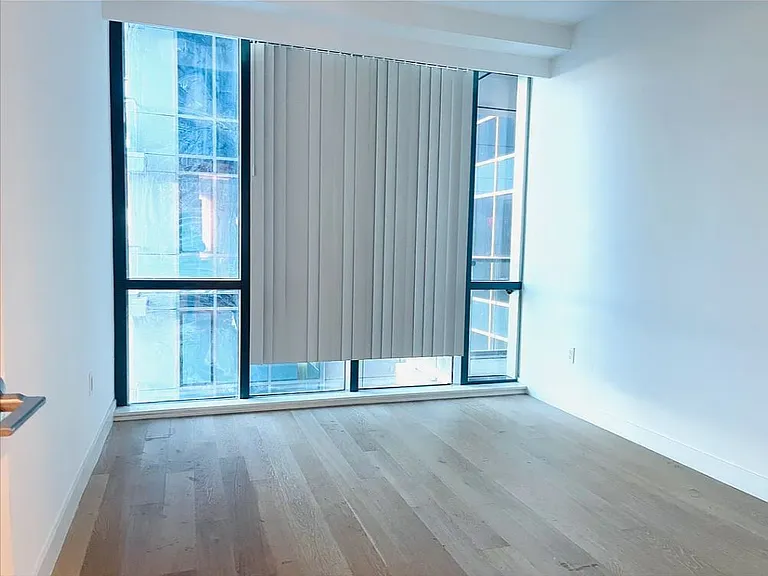 33-66 Farrington St #10J — Photo 10