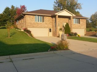 10263 Timothy St, Dubuque, IA 52003