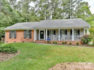 7115 Powder Mill Pl, Charlotte, NC 28277