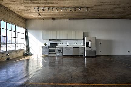 1st image of 1855 Industrial St Suite 711