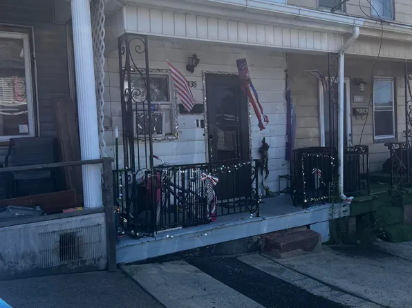 333 S West St, Shenandoah, PA 17976