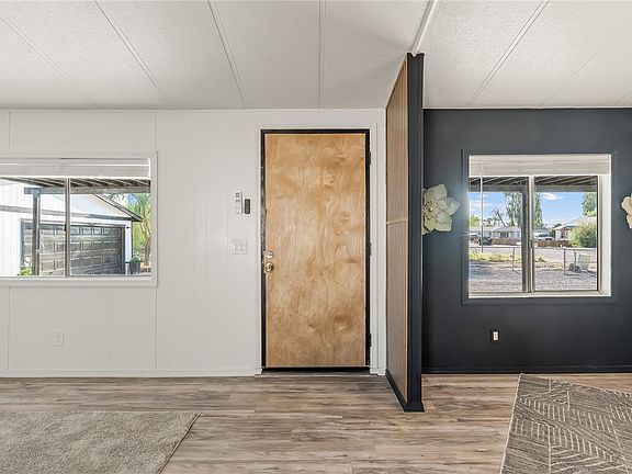 5th image of 2103 E Mustang Drive