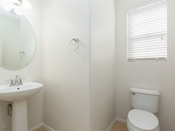 5th image of 10420 Scotch Elm Ave