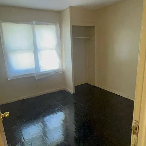 8836 Mettetal St — Photo 17
