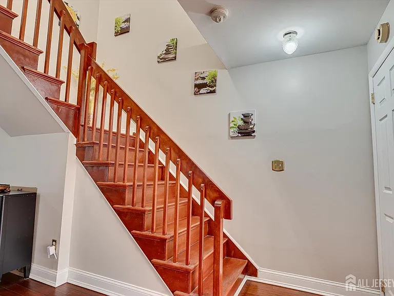 4506 Stonehedge Rd — Photo 27