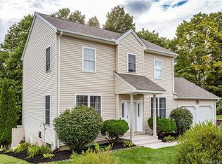 14 Rock Creek Ln, Torrington, CT 06790