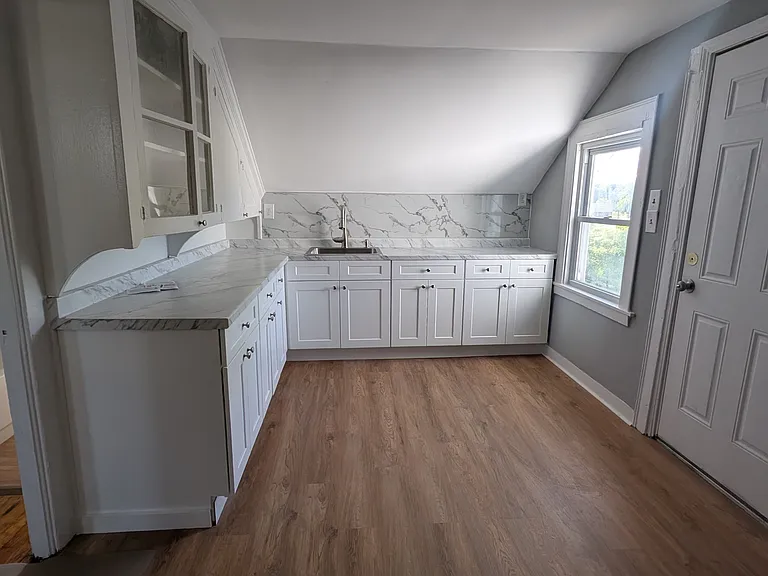 347 W Main St #3 — Photo 6