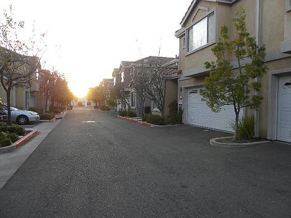 3rd image of 2119 Capitol Park Ct
