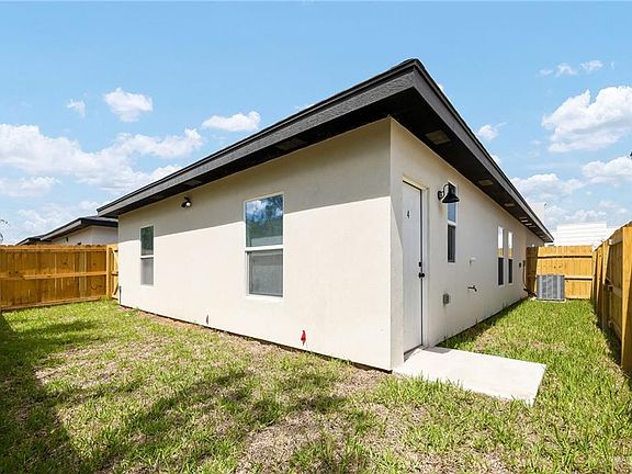 2nd image of 188 Farrell Rd #1