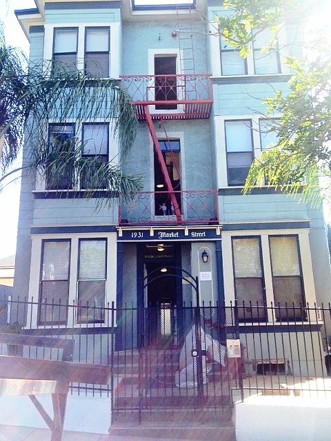 1st image of 1931 Market St APT 204