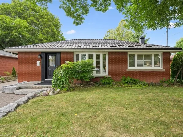 10 Sumac Pl, Guelph, ON N1E 1K9