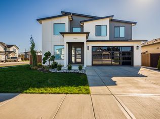 17023 NE 30th St, Vancouver, WA 98682
