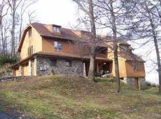 27 Maple St, Cornwall, NY 12518