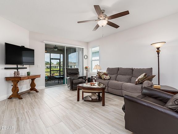 5th image of 222 Venetian Palms Blvd