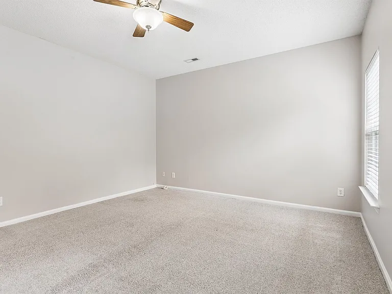 108 Nathan Pl — Photo 15