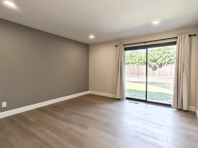 3336 Fawn Dr — Photo 7