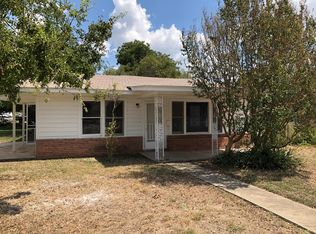 600 S High St, Uvalde, TX 78801