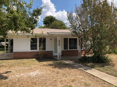 600 S High St, Uvalde, TX, 78801