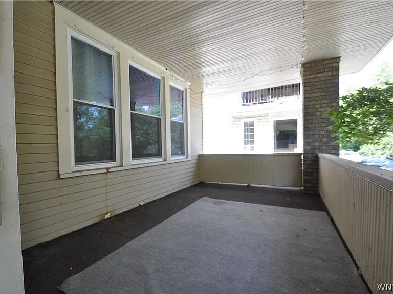 30 Wellington Rd — Photo 11