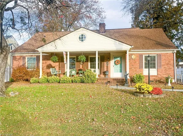 414 W Jefferson St, Jackson, NC 27845