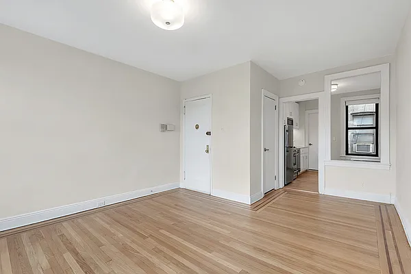 Rented by Compass | media 9