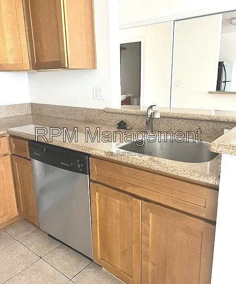 20327 Saticoy St #307 — Photo 6