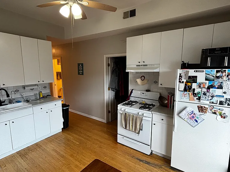 857 N Marshfield Ave #2 — Photo 10