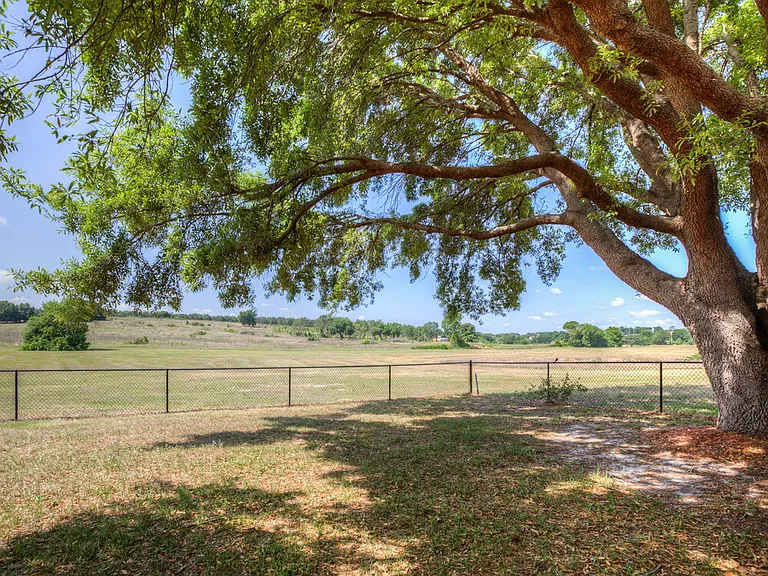 350 Trade Wind Dr — Photo 14