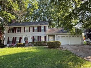 32 Connemara Rd, Saint Peters, MO 63376