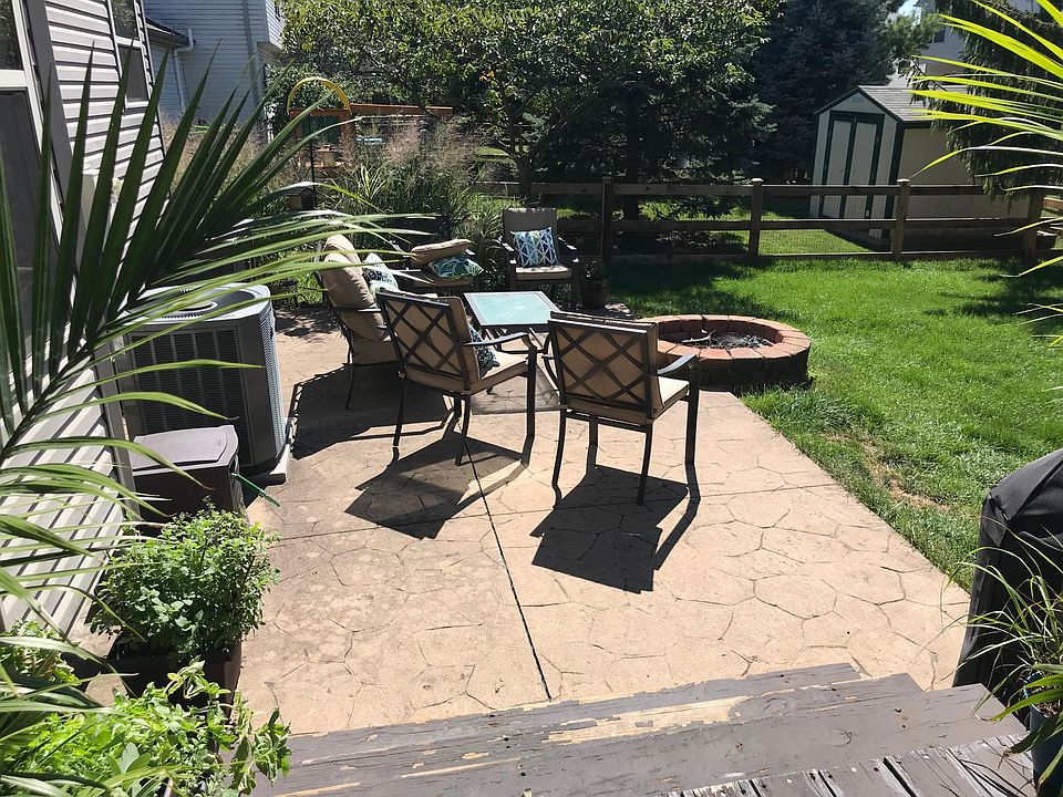 1st image of 1480 Valley Dr