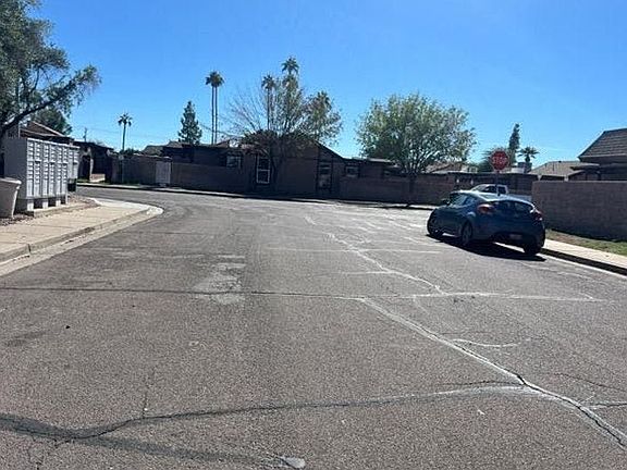 5th image of 927 S Casitas Dr APT C